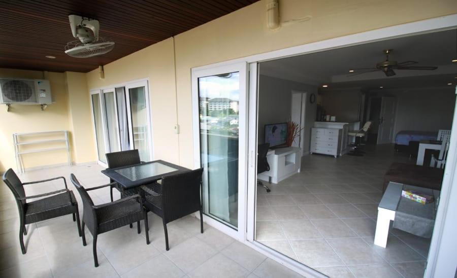 View Talay Residence 6 Wongamat Sand Beach Pattaya Exterior photo